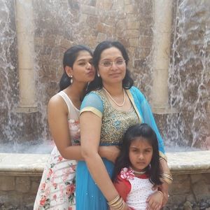 Meet your Posher, Manjumol